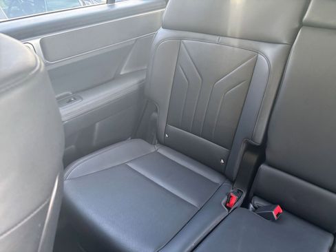 Used 2025 Hyundai Santa Fe SEL FWD image 41