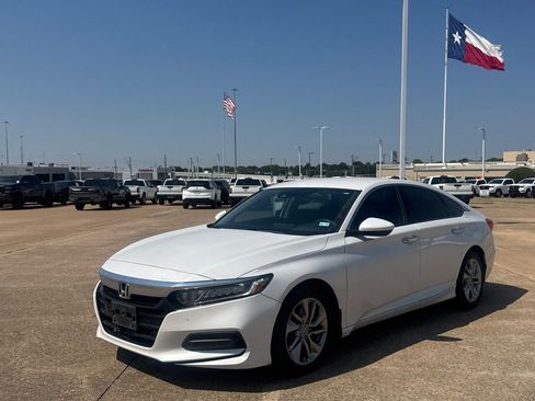 Used 2019 Honda Accord LX image 8