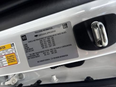 Used 2023 GMC Yukon Denali Ultimate AWD/4WD image 38