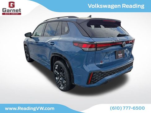 New 2026 Volkswagen Tiguan SE R-Line image 3