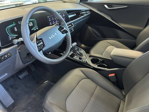New 2026 Kia Niro EX w/ EX Premium Package FWD image 11