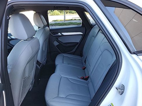 Used 2018 Audi Q3 2.0T Premium w/ Convenience Package image 10