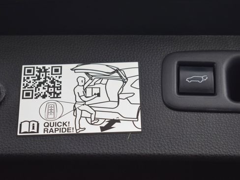 Used 2022 Toyota Highlander Limited image 13