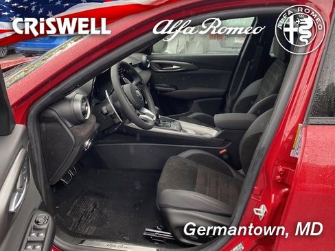 New 2024 Alfa Romeo Tonale Veloce w/ Active Assist Package image 18