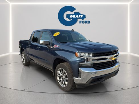 Used 2022 Chevrolet Silverado 1500 LT w/ Z71 Off-Road Package AWD/4WD image 4