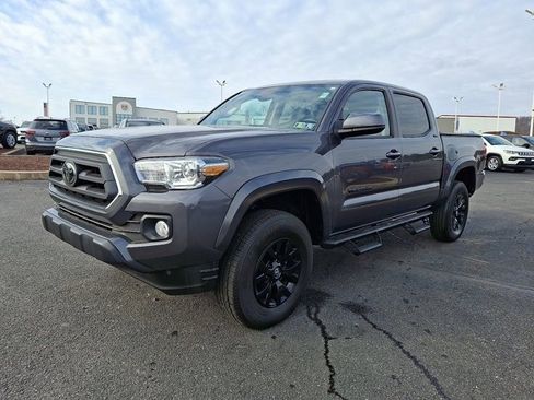 Used 2023 Toyota Tacoma SR5 image 3