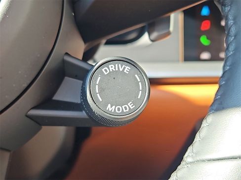 Certified 2025 Porsche 911 Carrera image 18