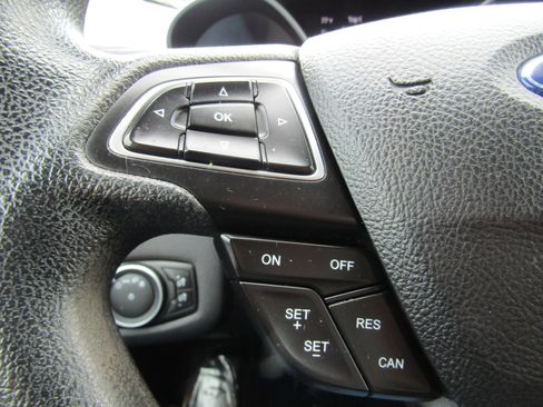 Used 2017 Ford Escape S FWD image 26