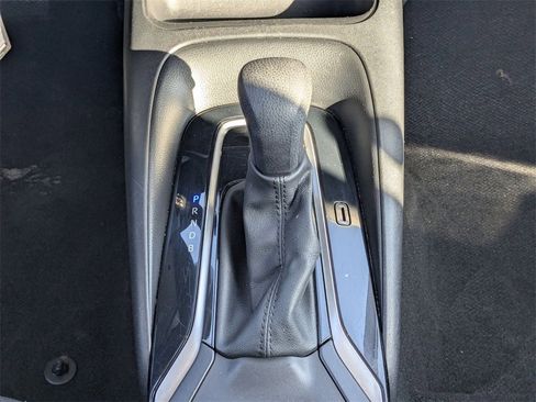 Used 2024 Toyota Corolla LE image 25