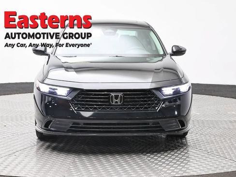 Used 2024 Honda Accord EX-L image 2