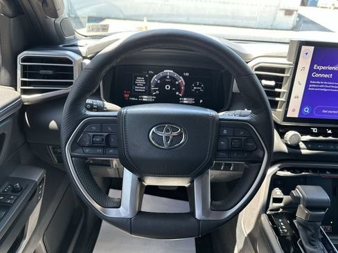 Used 2025 Toyota Tundra Limited AWD/4WD image 13