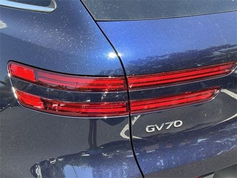New 2026 Genesis GV70 2.5T Select AWD/4WD image 16
