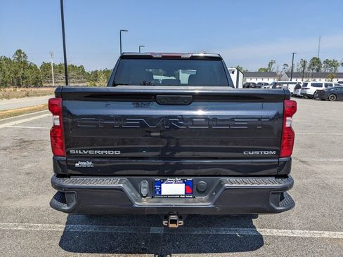 Used 2023 Chevrolet Silverado 1500 Custom AWD/4WD image 21