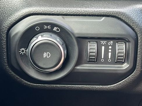Used 2022 Jeep Wrangler Unlimited Sport AWD/4WD image 15