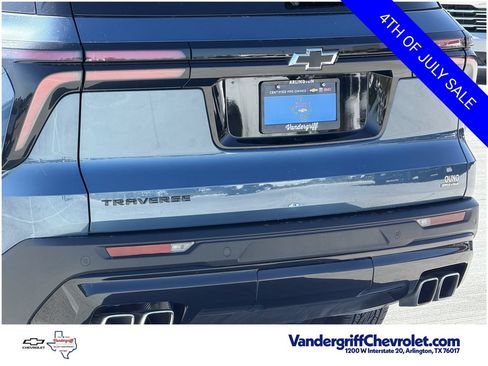Certified 2025 Chevrolet Traverse LT w/ Midnight/Sport Edition FWD image 6