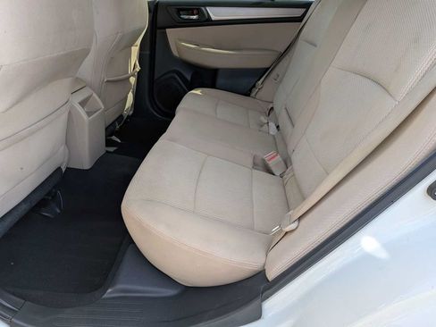 Used 2016 Subaru Outback 2.5i Premium AWD/4WD image 18