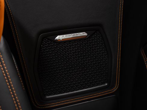 Used 2021 Lamborghini Huracan EVO RWD image 80