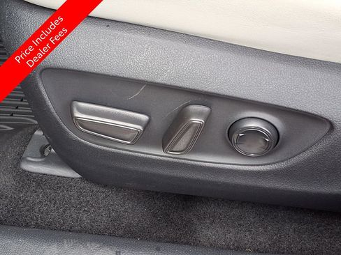 Used 2023 Toyota RAV4 XLE Premium AWD/4WD image 26