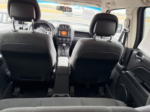 Used 2014 Jeep Patriot Latitude image 27