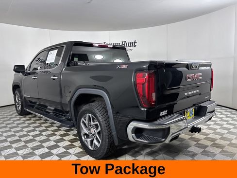 Used 2023 GMC Sierra 1500 SLT w/ SLT Premium Package AWD/4WD image 9