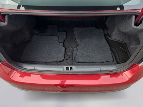 Used 2018 Subaru Impreza 2.0i Premium image 16