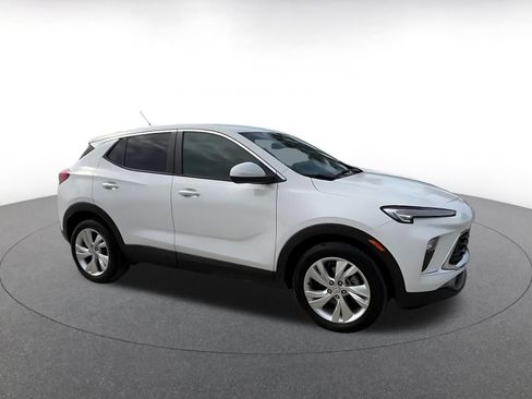 Used 2025 Buick Encore GX Preferred FWD image 2
