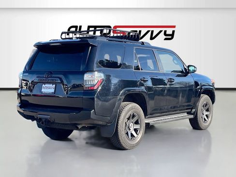 Used 2022 Toyota 4Runner Trail Special Edition AWD/4WD image 7