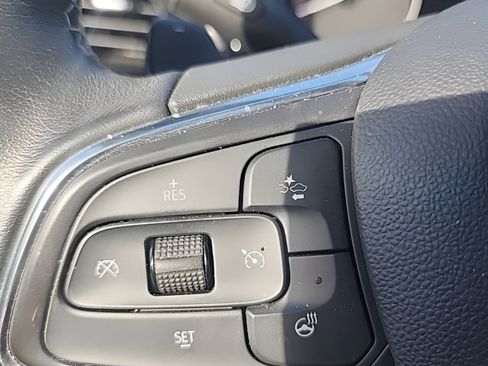 Used 2023 Buick Envision Avenir image 16