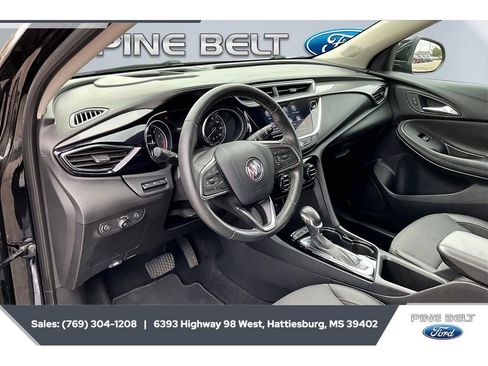 Used 2022 Buick Encore GX Select w/ Advanced Technology Package FWD image 11