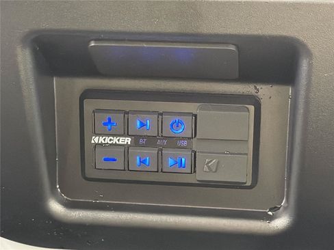 New 2026 GMC Sierra 2500 Denali Ultimate AWD/4WD image 17