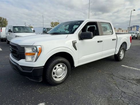 Used 2021 Ford F150 XL image 4