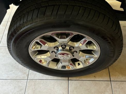 Used 2016 RAM 2500 Limited AWD/4WD image 12