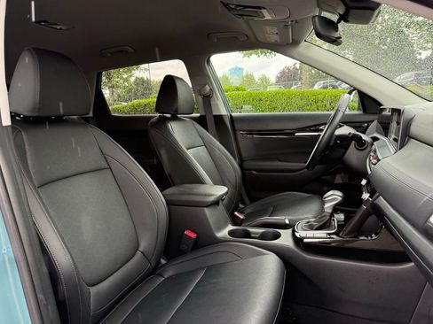Used 2025 Kia Seltos EX FWD image 23