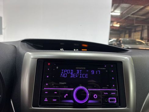 Used 2010 Subaru Impreza 2.5i image 15