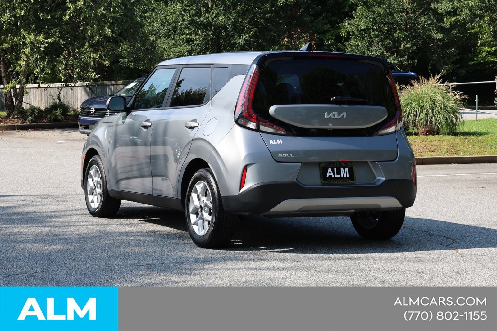 Used 2025 Kia Soul LX w/ LX Technology Package FWD image 8