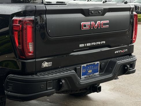 Used 2024 GMC Sierra 1500 AT4X w/ AT4X AEV Edition AWD/4WD image 7