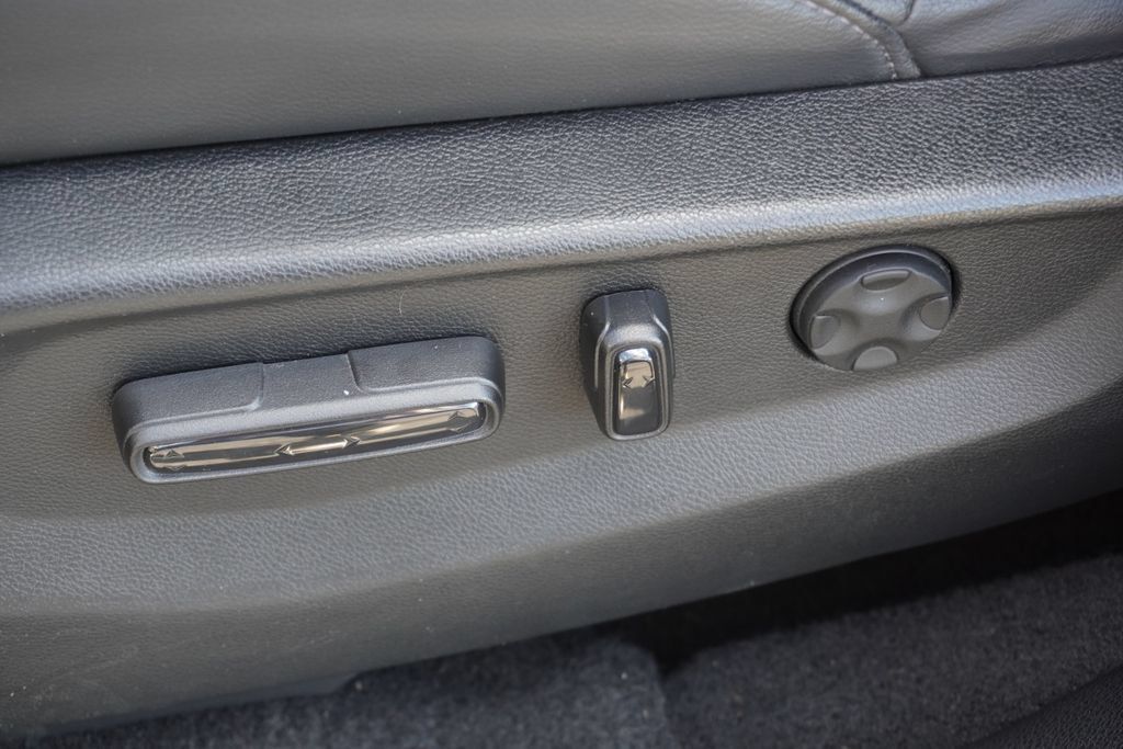 Used 2022 Honda CR-V EX-L image 29