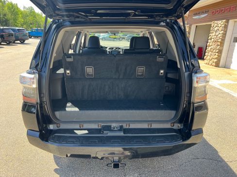 Used 2019 Toyota 4Runner SR5 Premium AWD/4WD image 21