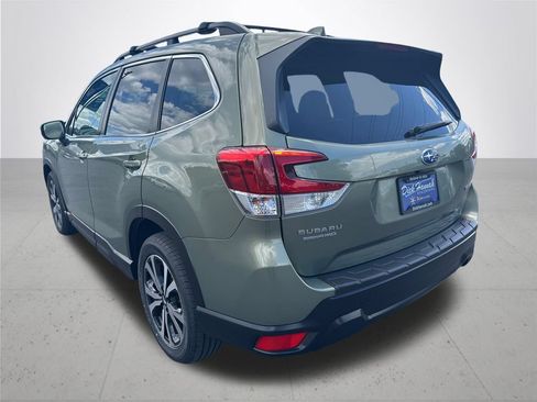 Used 2019 Subaru Forester Limited w/ Popular Package #3 AWD/4WD image 9