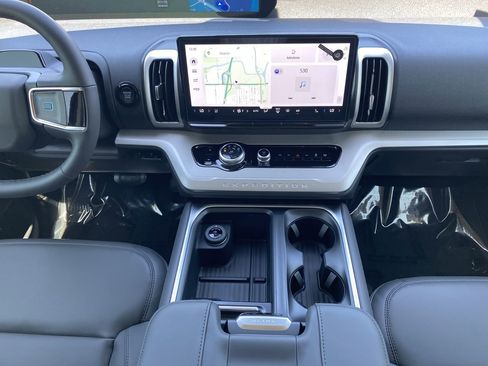 New 2026 Ford Expedition Max Active image 14