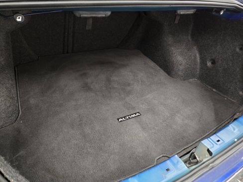 Used 2019 Nissan Altima 2.5 SR FWD image 11