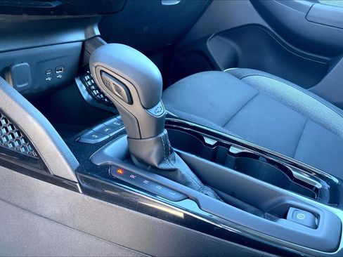 Used 2025 Chevrolet TrailBlazer LT image 16