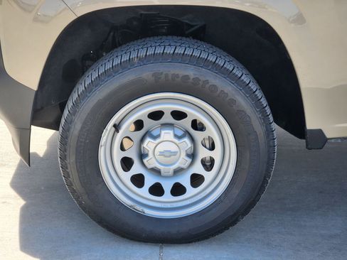 Used 2024 Chevrolet Colorado W/T image 11