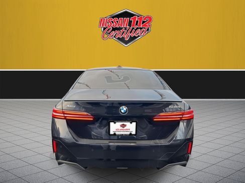 Used 2024 BMW 540i xDrive w/ Premium Package AWD/4WD image 5