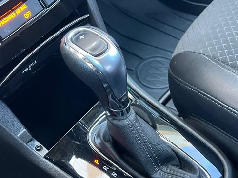 Used 2019 Buick Encore Preferred w/ Safety Package FWD image 18
