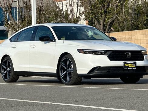 New 2026 Honda Accord SE image 2