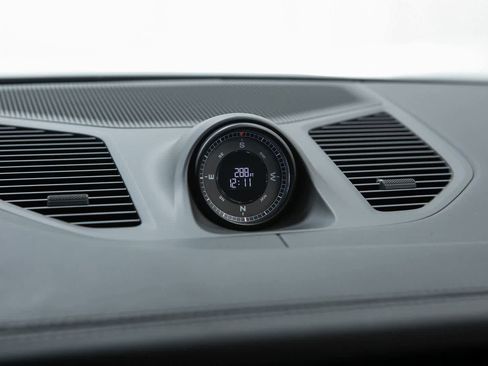 Certified 2025 Porsche Cayenne Turbo image 26