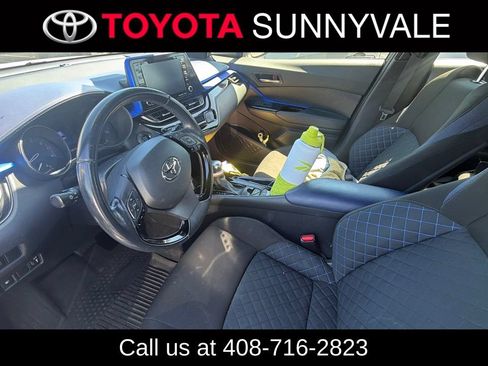 Used 2020 Toyota C-HR FWD image 4