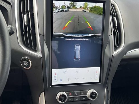 Certified 2024 Ford Edge Titanium w/ Equipment Group 301A AWD/4WD image 25