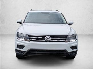 Used 2021 Volkswagen Tiguan SE video 2